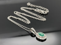 KETTE MIT ANHÄNGER AUS 925/- SILBER PLATINIERT MIT SAKOTA SMARAGD & ZIRKON
