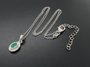 KETTE MIT ANHÄNGER AUS 925/- SILBER PLATINIERT MIT SAKOTA SMARAGD & ZIRKON