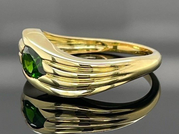 RING AUS 925/- SILBER VERGOLDET MIT CHROMDIOPSID ( CA. 0,60 ct.)