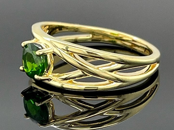 RING AUS 925/- SILBER VERGOLDET MIT CHROMDIOPSID (ca. 0,45 ct.)