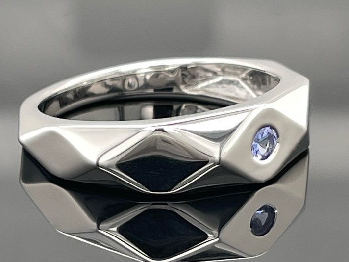 RING AUS 925/- SILBER RHODINIERT MIT TANSANIT AA