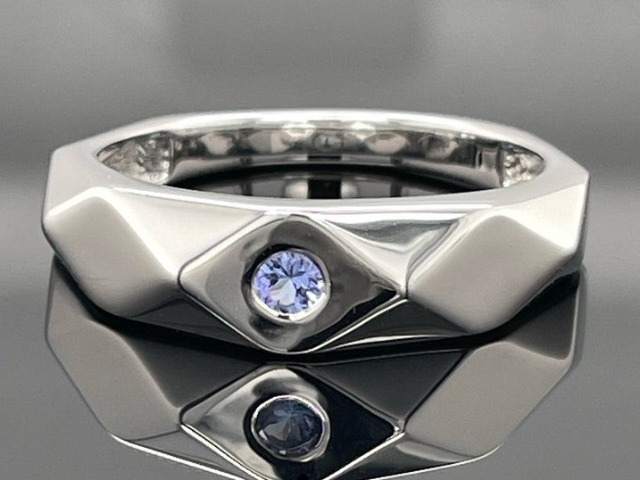 RING AUS 925/- SILBER RHODINIERT MIT TANSANIT AA