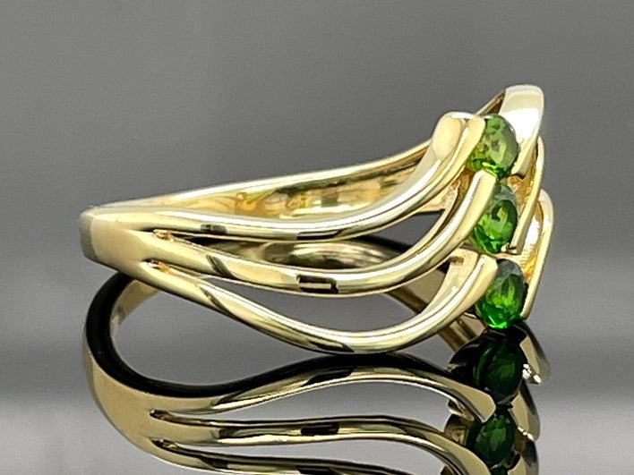 RING AUS 925/- SILBER VERGOLDET MIT CHROMDIOPSID (GES.CA.0,35 ct.)