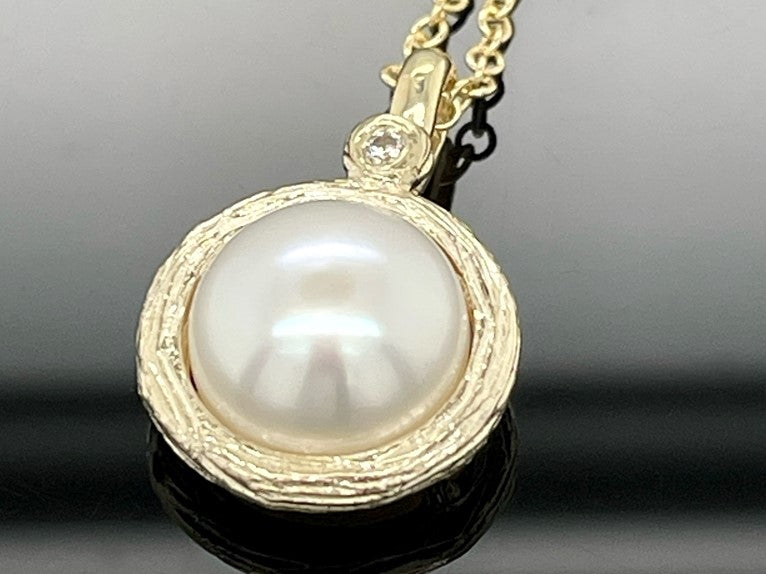 KETTE MIT ANHÄNGER 375/- GELBGOLD MIT SWZP & ZIRKONIA