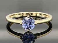 RING AUS 375/- GELBGOLD MIT TANSANIT (CA.0,81 ct.)