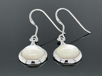OHRHAKEN AUS 925/- SILBER RHODINIERT MIT PERLMUTT