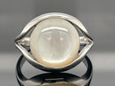 RING AUS 925/- SILBER RHODINIERT MIT PERLMUTT