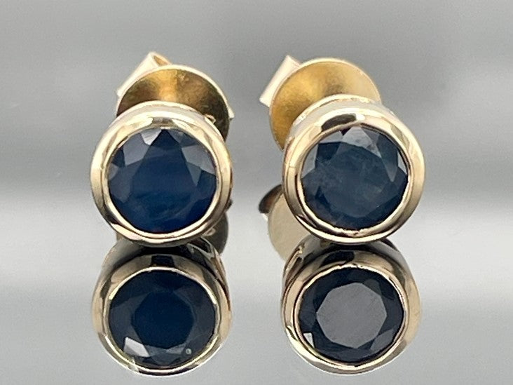 OHRSTECKER AUS 585/- GELBGOLD MIT SAPHIR AA
