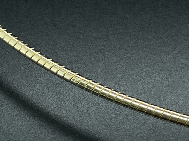 OMEGAREIF & GLEITER AUS 925/- SILBER GELBGOLDPLATTIERT MIT MUSCHELKERNPERLE