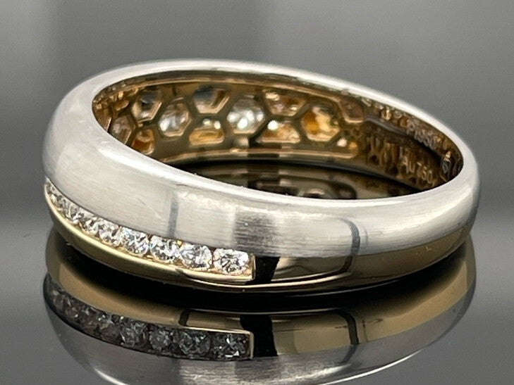 RING GR. 18 (57) AUS 950/- PLATIN und 750/-GELBGOLD mit Brillant  (ca. 0,35 ct.)