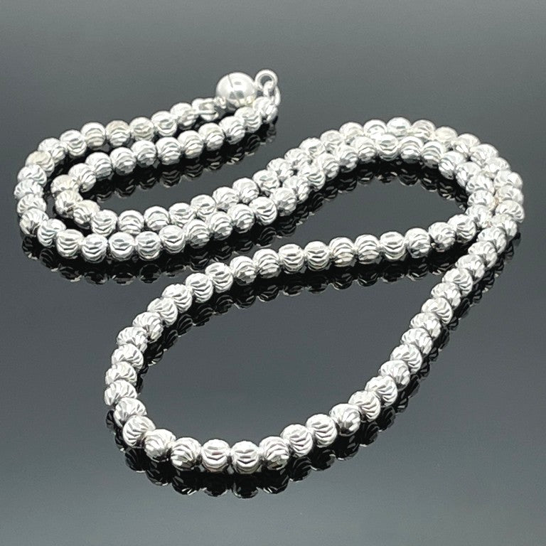 KUGELKETTE AUS 925/-SILBERWEIß MIT MAGNETVERSCHLUSS