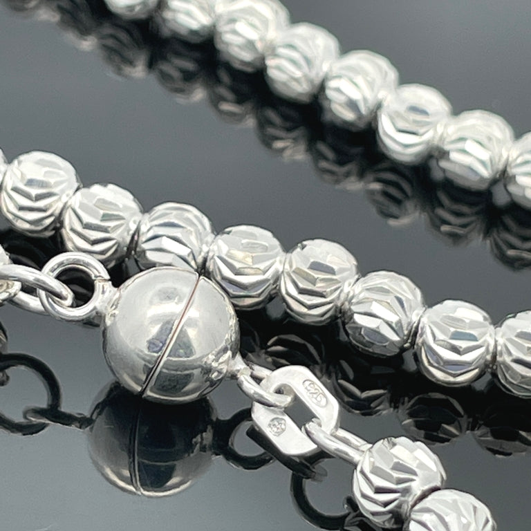 KUGELKETTE AUS 925/-SILBERWEIß MIT MAGNETVERSCHLUSS