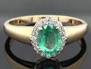RING AUS 375/- GELBGOLD mit Sambia Smaragd und Zirkon (ca. 1,04 ct.)