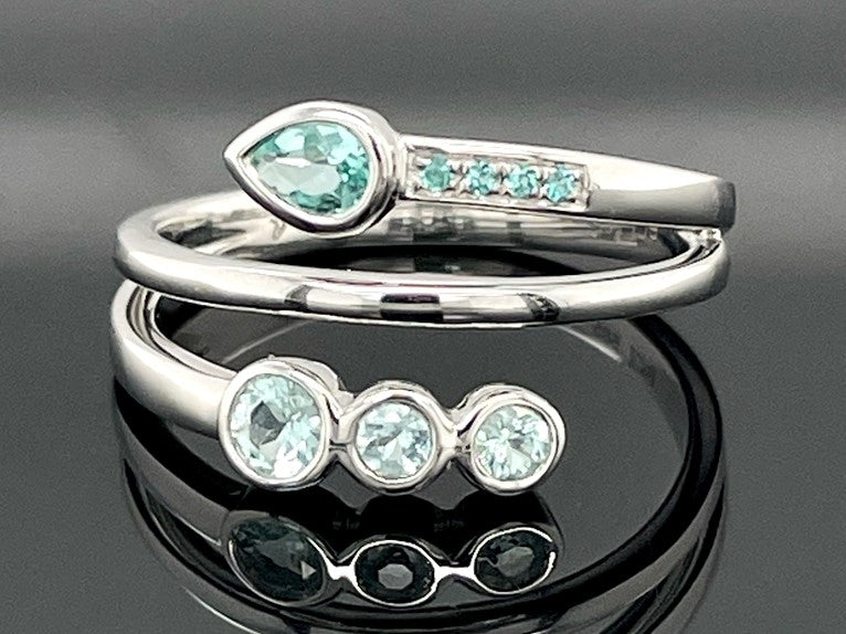 RING GR.17 (53) AUS 585/- WEIßGOLD MIT PARAIBA-TURMALIN (GES. CA.0,340 ct.)