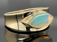 RING AUS 375/- GELBGOLD mit Kristallopal (ca. 0,800 ct.)