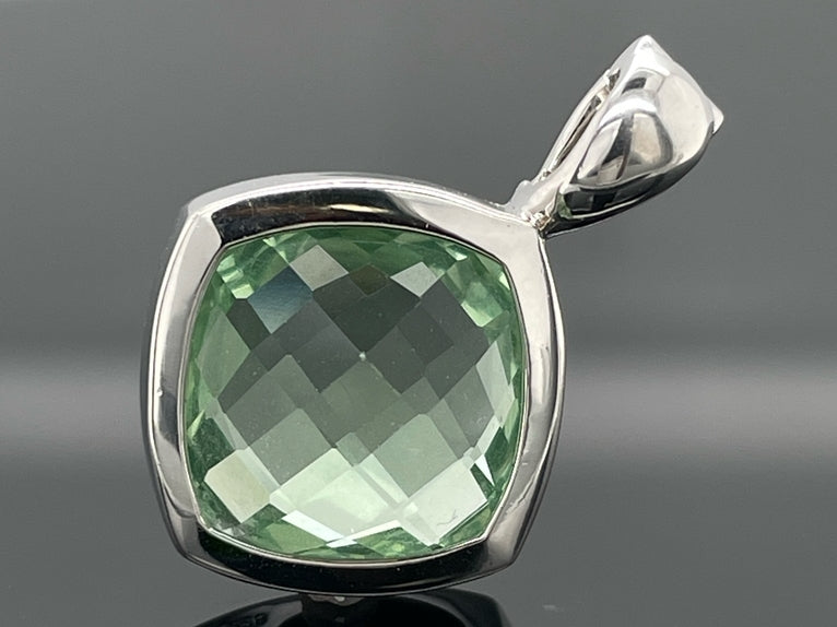 CLIP ANHÄNGER AUS 925/- SILBER RHODINIERT MIT FLUORIT ( ca. 11,0 ct.)