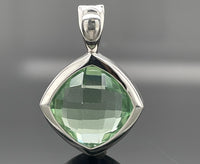 CLIP ANHÄNGER AUS 925/- SILBER RHODINIERT MIT FLUORIT ( ca. 11,0 ct.)