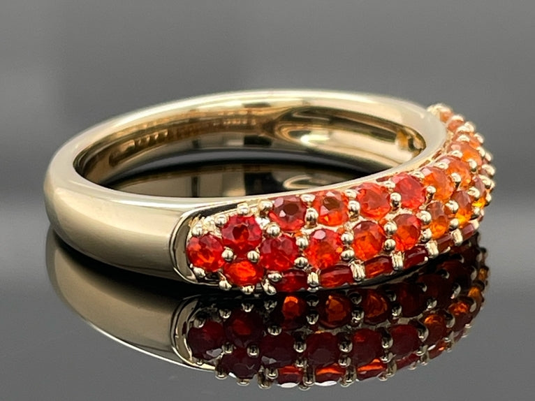 RING  AUS 375/- GELBGOLD mit Feueropal (ca. 0,888 ct.)