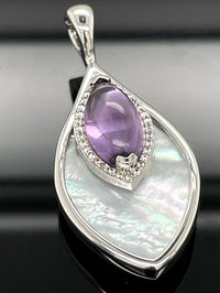 CLIP ANHÄNGER AUS 925/- SILBER RHODINIERT MIT AMETHYST, PERLMUTT & ZIRKON