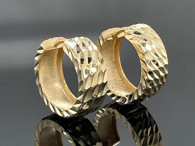 CREOLEN AUS 375/- GELBGOLD, DIAMATIERT