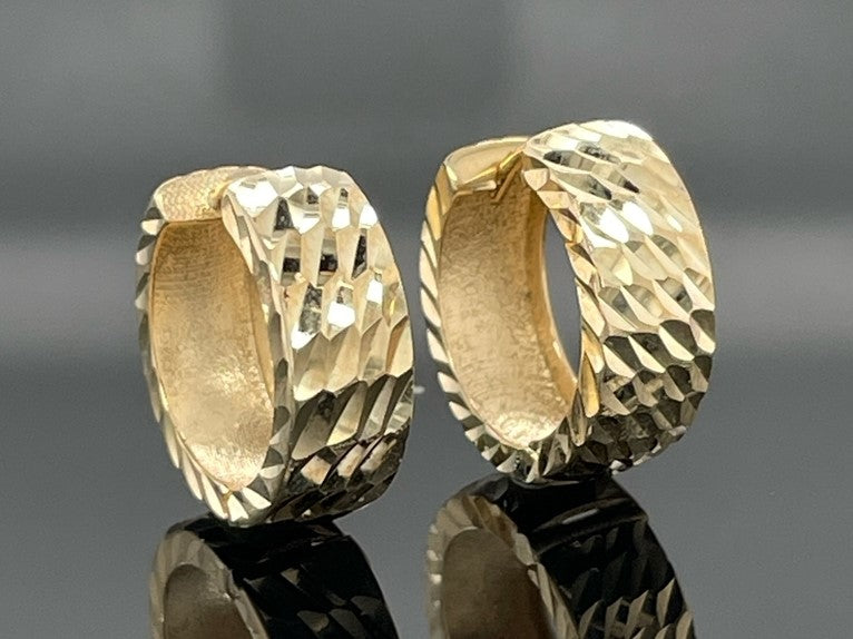 CREOLEN AUS 375/- GELBGOLD, DIAMATIERT
