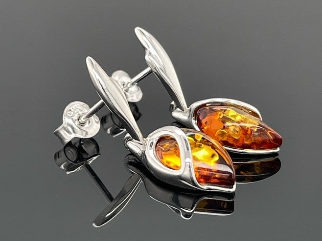 OHRSTECKER AUS 925/- SILBER RHODINIERT MIT BERNSTEIN (GES.CA. 1,80 ct.)