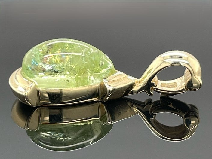 CLIP-ANHÄNGER AUS 375/- GELBGOLD MIT TURMALIN (CA. 2,50 ct.)
