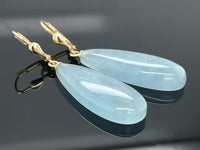 OHRHÄNGER AUS 375/- GELBGOLD MIT MILKY AQUAMARIN (GES.CA.30,0 ct.)