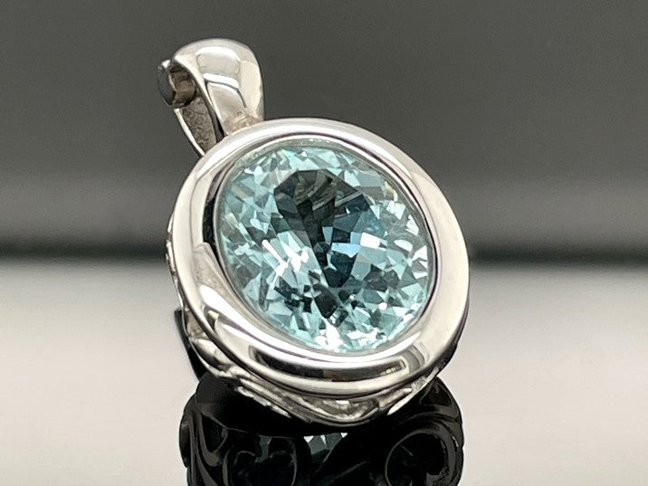 CLIP ANHÄNGER AUS 585/- WEIßGOLD MIT SANTA MARIA AQUAMARIN (CA. 3,20ct.)