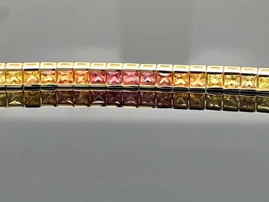 ARMBAND AUS 375/- GELBGOLD MIT MULTI SAPHIR (GES.CA. 7,92 ct.)