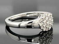 RING AUS 375/- WEIßGOLD MIT BRILLANTEN  (GES. CA. 0,30 ct.)