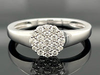 RING AUS 375/- WEIßGOLD MIT BRILLANTEN  (GES. CA. 0,30 ct.)