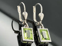 OHRHÄNGER AUS 925/- SILBER RHODINIERT MIT PERIDOT (GES.CA.2,20 ct.)