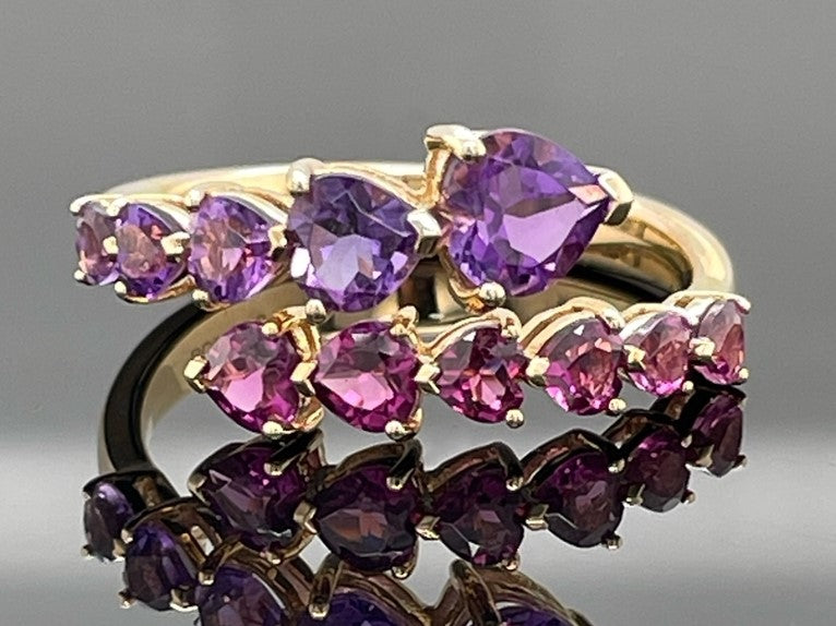 RING AUS 375/- GELBGOLD MIT AMETHYST & RHODOLITH (GES.CA.3,005 ct.)