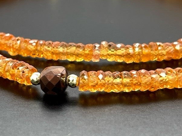 COLLIER 375/- GELBGOLD MIT MANDARIN GRANAT