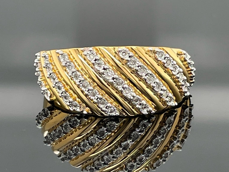 RING AUS 925/- SILBER VERGOLDET MIT DIAMANTEN (GES.CA.0,21 ct.)