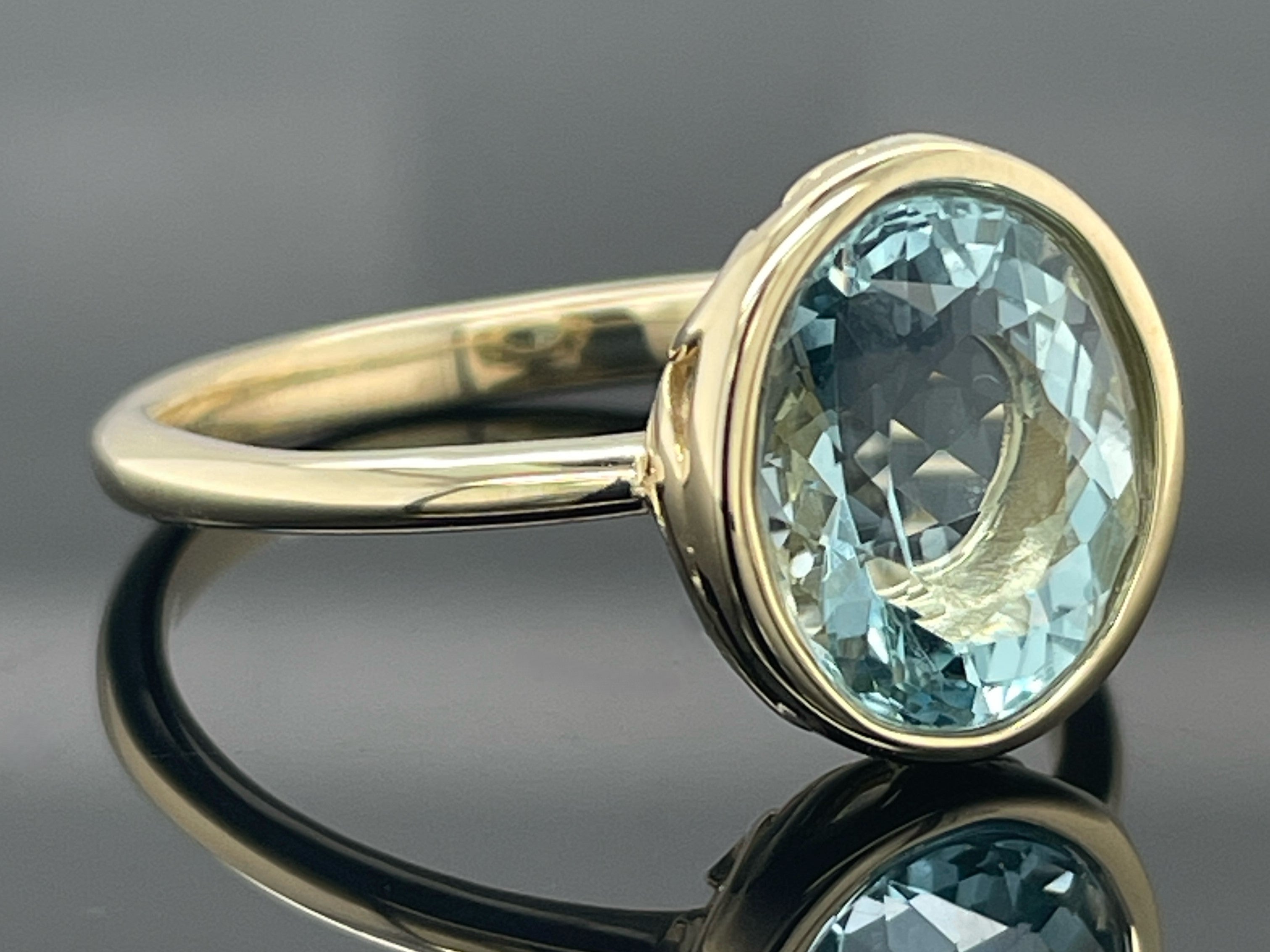 RING AUS 585/- GELBGOLD SANTA MARIA AQUAMARIN (CA.3,20 ct.)