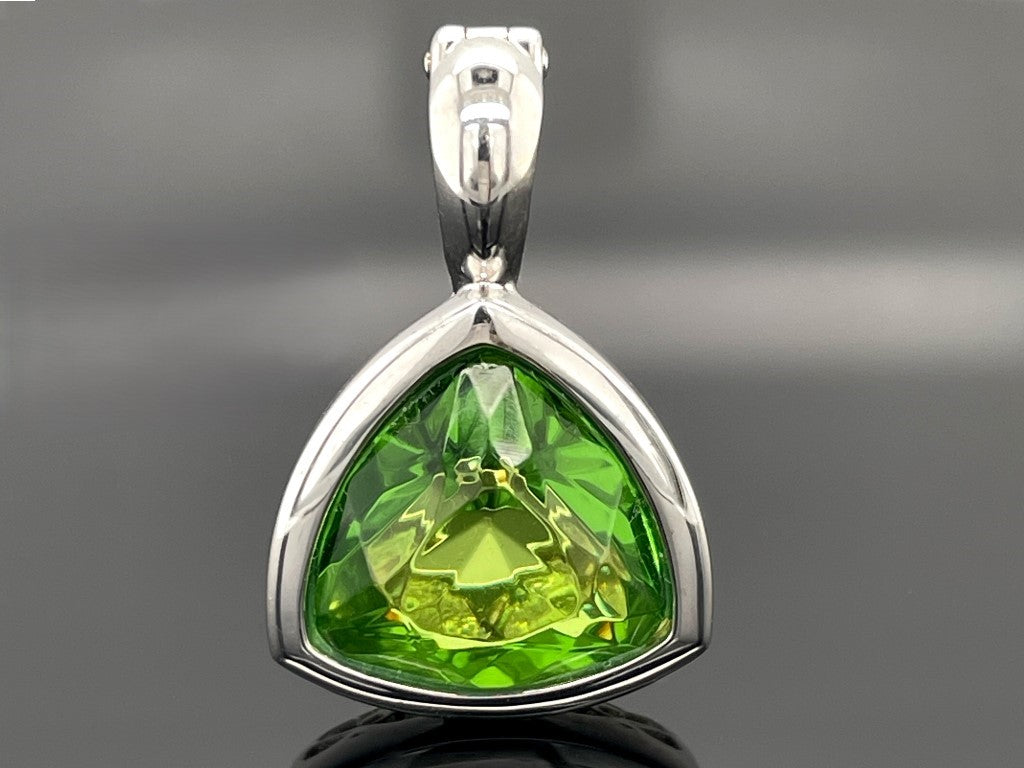 ANHÄNGER AUS 925/- SILBER RHODINIERT MIT BERNSTEIN ( CA. 2,67 ct.)
