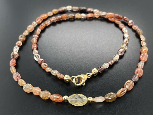 COLLIER 375/- GELBGOLD MIT MULTI ZIRKON , BK/BLATTG.-DUBL. BEH. & HÄMATIT