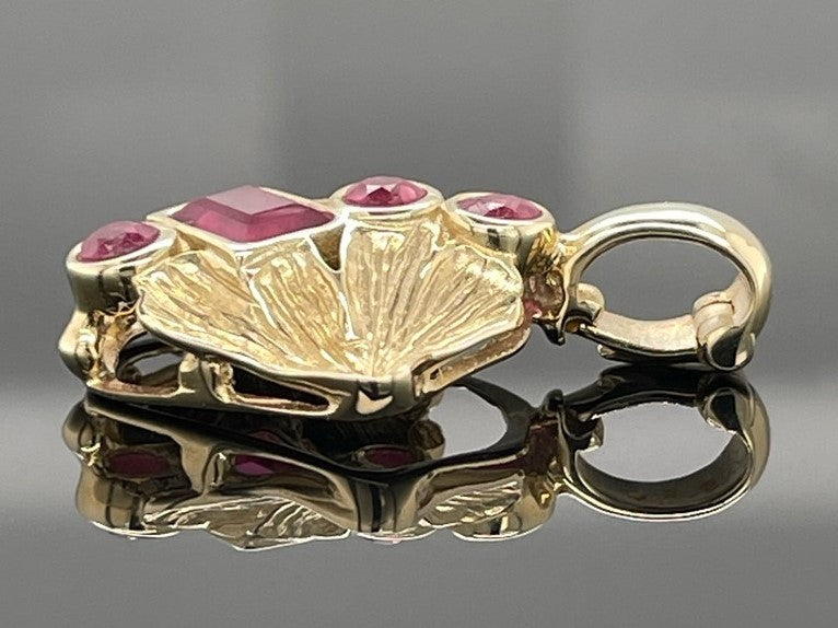 CLIP ANHÄNGER AUS 375/- GELBGOLD MIT RUBIN (GES. CA. 0,91 ct.)