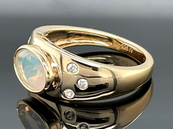 RING AUS 925/- SILBER VERGOLDET MIT ÄTHIOP. OPAL & ZIRKON