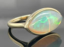RING AUS 585/- GELBGOLD MIT KRISTALLOPAL ( CA.4,53 ct.)