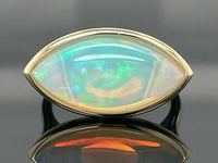 RING AUS 585/- GELBGOLD MIT KRISTALLOPAL ( CA.4,53 ct.)