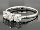 RING AUS 585/- WEIßGOLD MIT BRILLANTEN (ges.ca. 1,50 ct.)