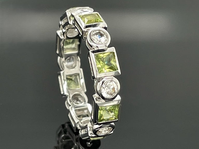 RING AUS 925/- SILBER RHODINIERT MIT PERIDOT & ZIRKON