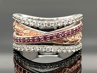 RING AUS 925/- SILBER RHOD./ROSÉVERG. MIT RHODOLITH & ZIRKON (GES. CA. 1,10 ct.)