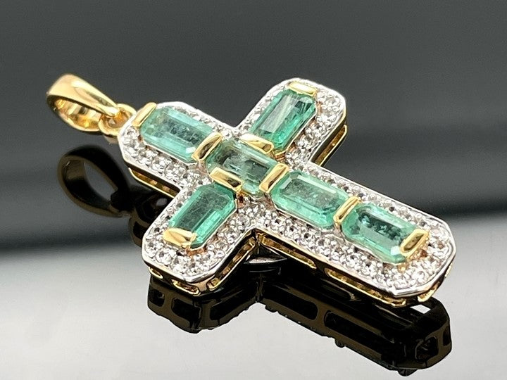 ANHÄNGER AUS 925/- SILBER VERGOLDET MIT SMARAGD & ZIRKON