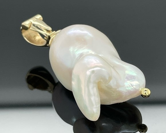 CLIPANHÄNGER AUS 375/- GELBGOLD MIT SÜßWASSERZUCHTPERLE