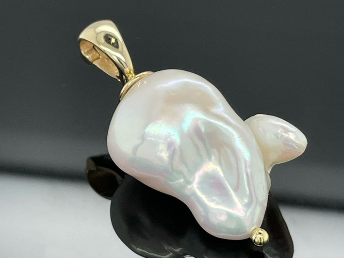 CLIPANHÄNGER AUS 375/- GELBGOLD MIT SÜßWASSERZUCHTPERLE