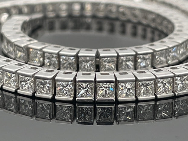 ARMBAND AUS 750/- WEIßGOLD MIT DIAMANTEN WSI (ges.ca. 4,427 ct.)
